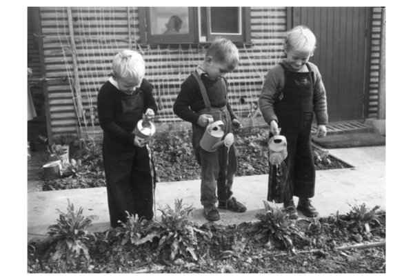 Good Neighbour Article etc NATIONAL ARCHIVES CANBERRA